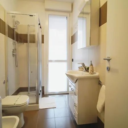 Candiani F2 Trilocale 2 Livelli Apartment Milan
